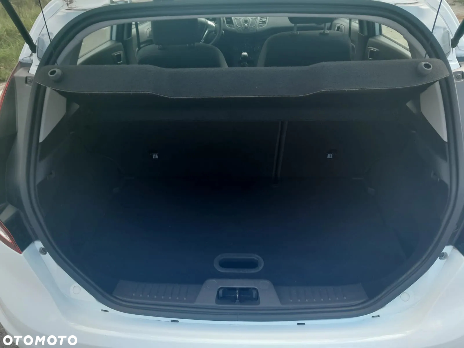Ford Fiesta - 12