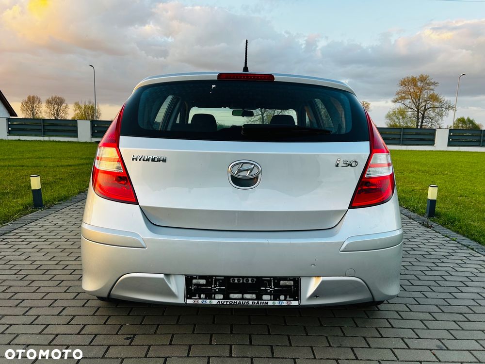 Hyundai i30 1.4 Edition 20 - 12