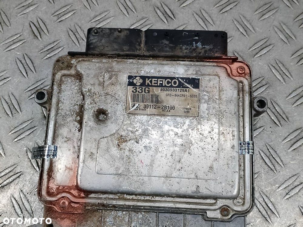 KOMPUTER, STEROWNIK HYUNDAI I30 I 39112-2B100  9030933129A1 1.4 16v - 2