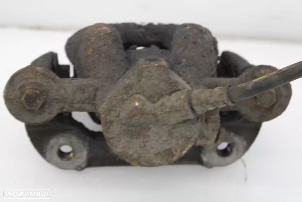 PINÇA TRAVÃO FRONTAL ESQUERDA BMW 1 2009 - - 3