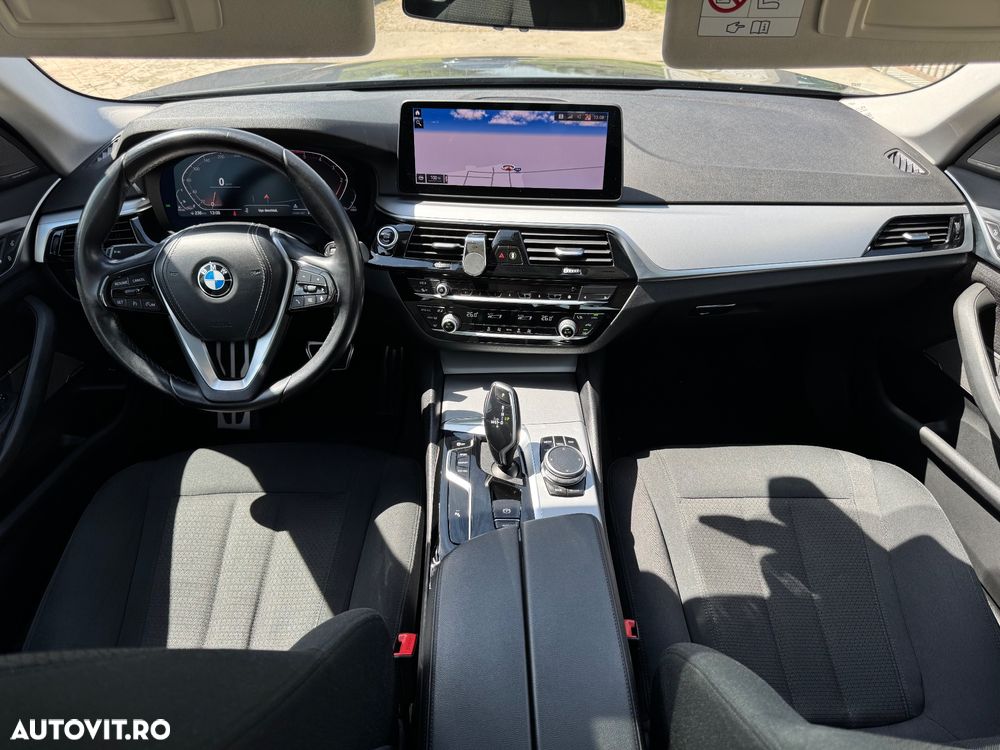 BMW Seria 5 520d Aut. - 13