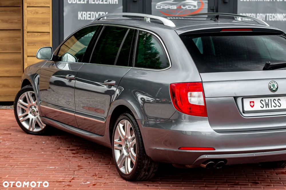 Skoda Superb 3.6 V6 4x4 DSG Elegance - 9
