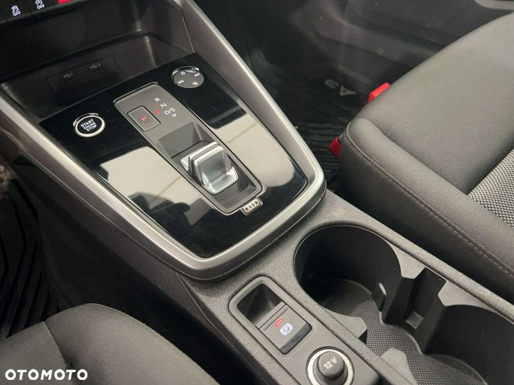 Audi A3 Sportback 30 TDI S tronic - 19