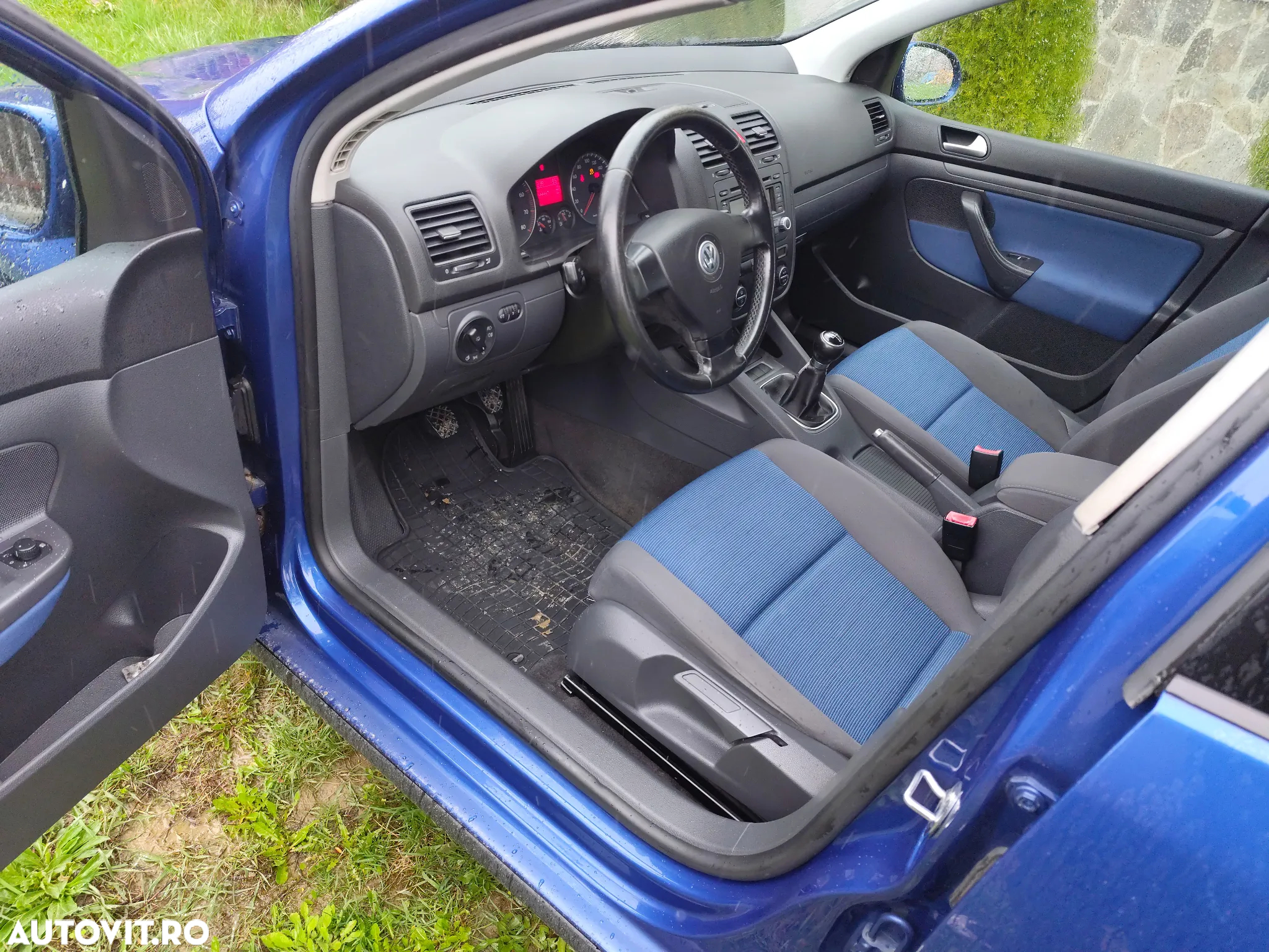 Volkswagen Golf 1.6 Comfortline - 7