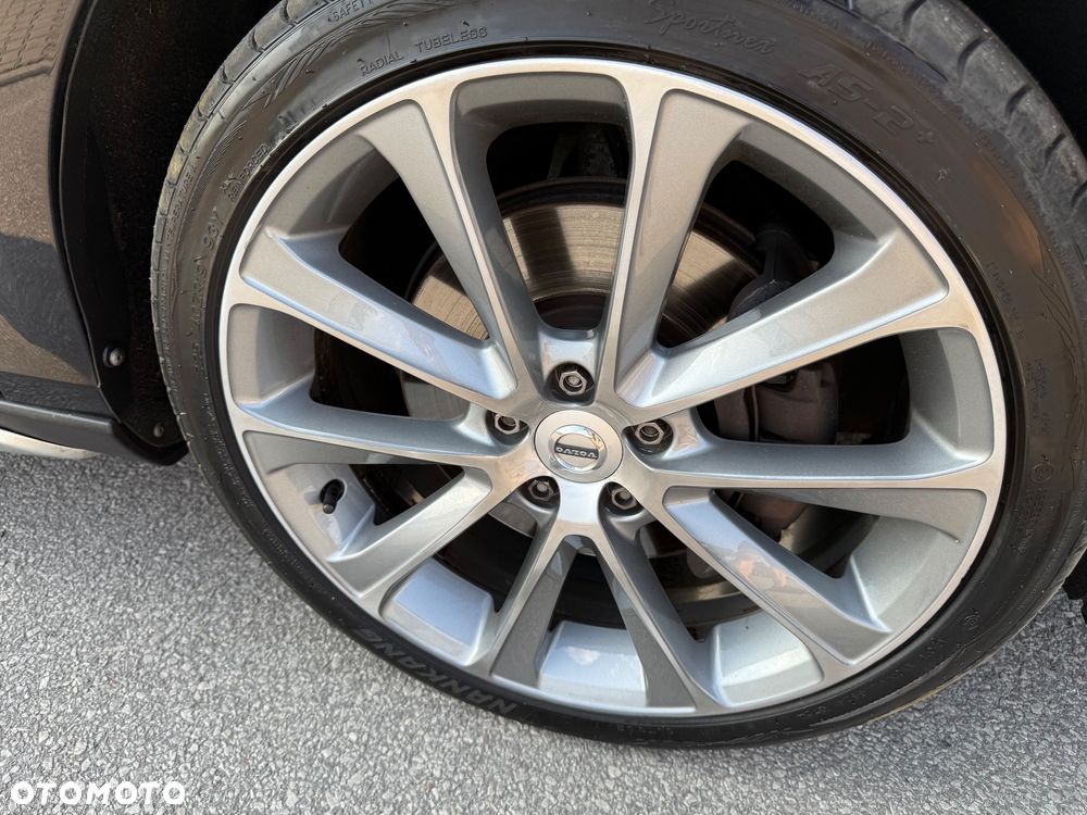 Volvo V40 Cross Country D2 Momentum - 20