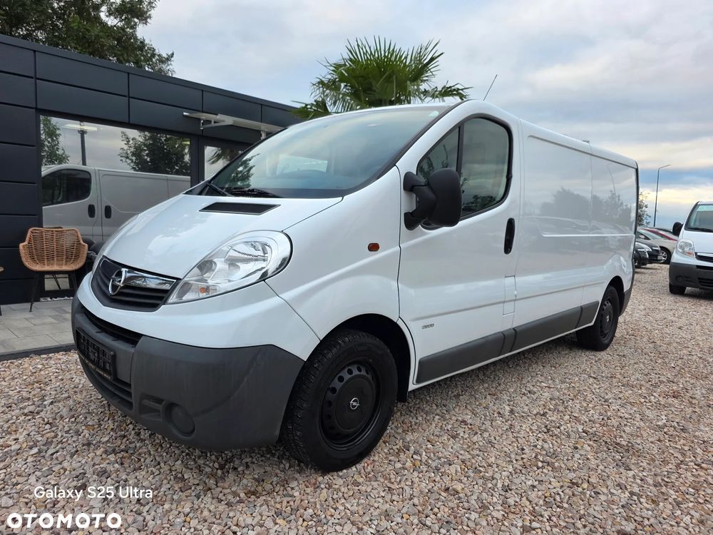 Opel Vivaro - 2