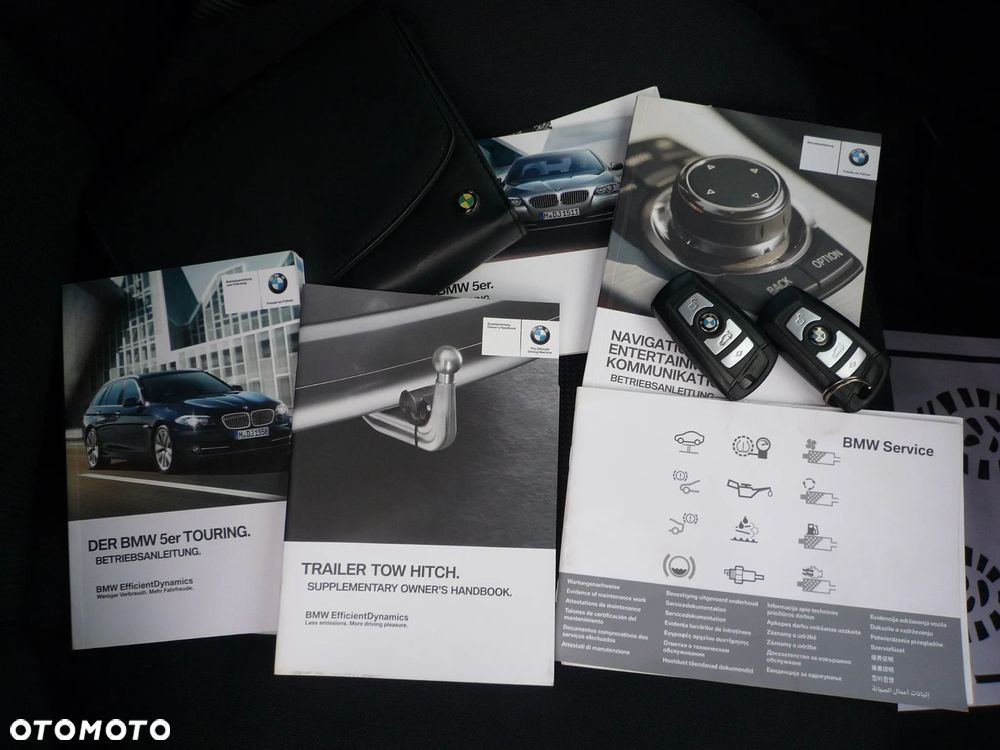 BMW Seria 5 520d - 38
