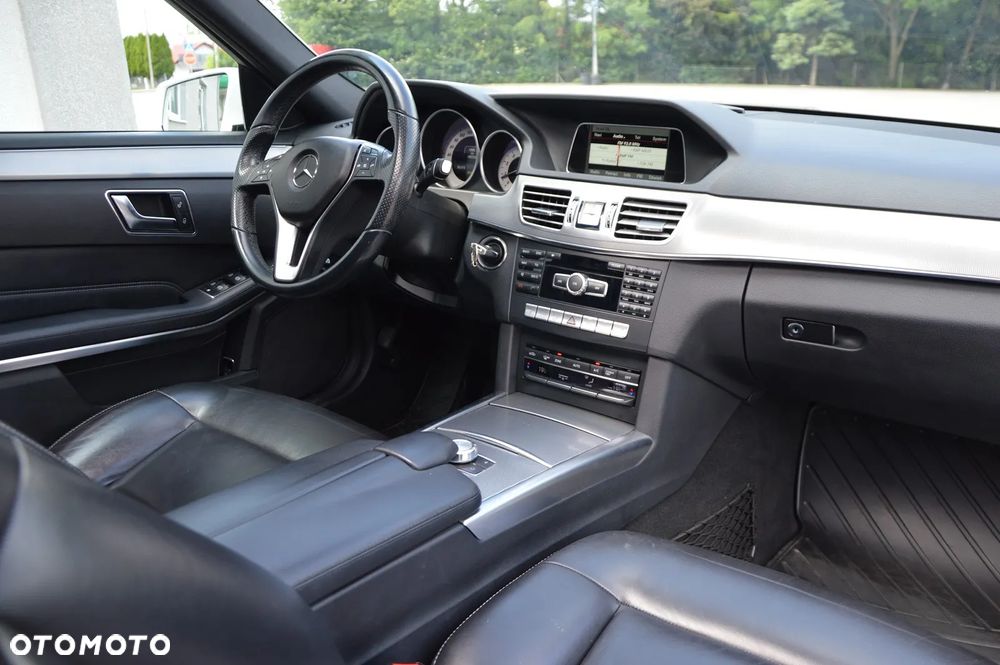 Mercedes-Benz Klasa E 200 7G-TRONIC Elegance - 6