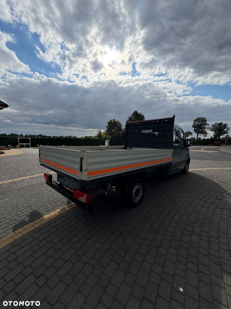 Mercedes-Benz Sprinter - 5
