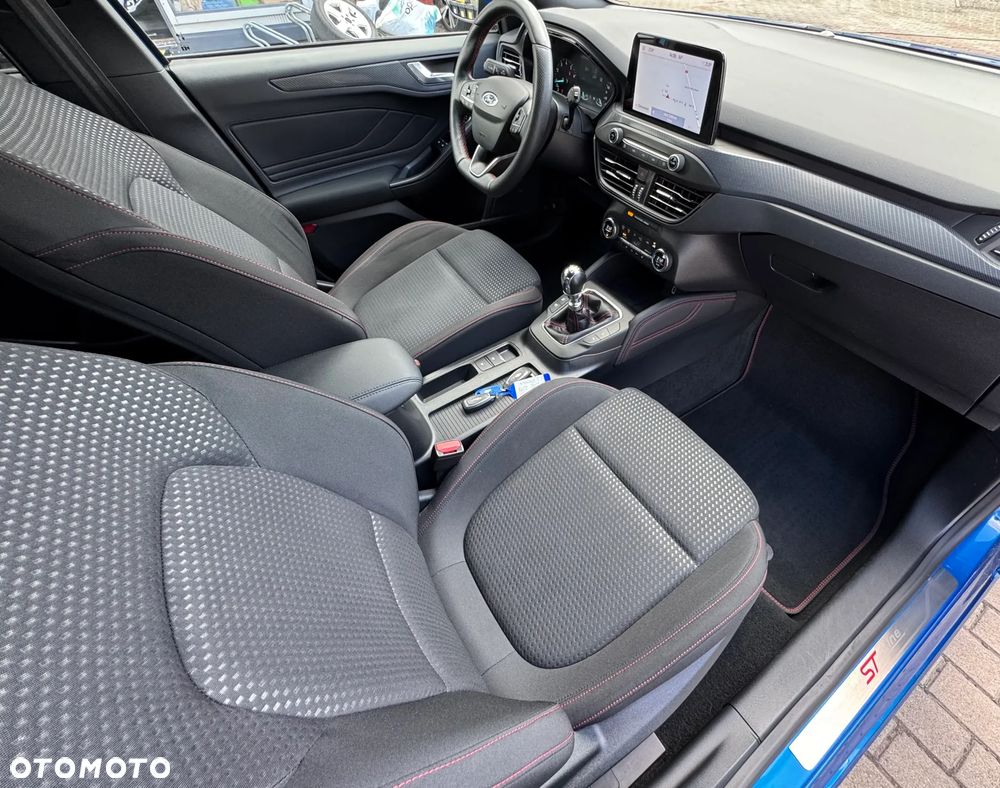 Ford Focus 1.5 EcoBoost STart-Stopp-System ST-LINE - 34