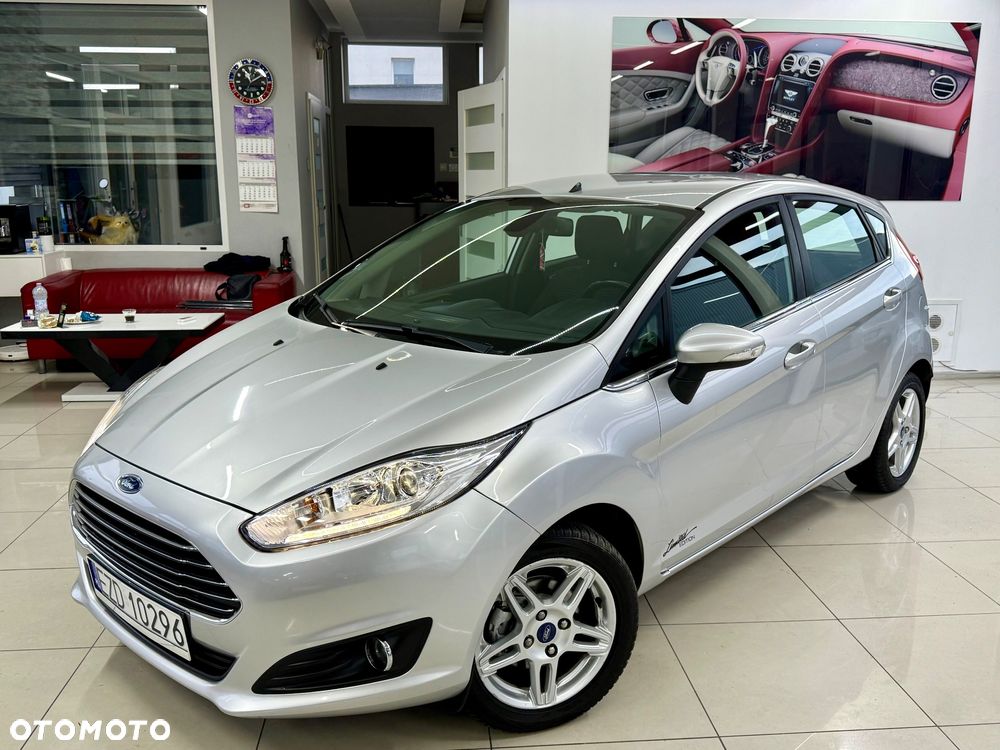 Ford Fiesta - 12