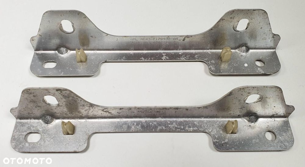 UCHWYT MOCOWANIE ZDERZAKA TYŁ ASTON MARTIN RAPIDE - 2