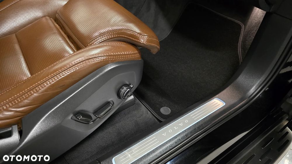 Volvo XC 90 D5 AWD Geartronic Inscription - 19