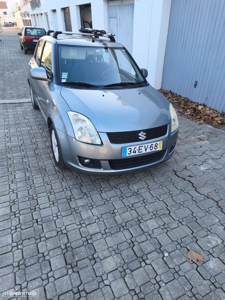 Suzuki Swift 1.3 16V GL - 7