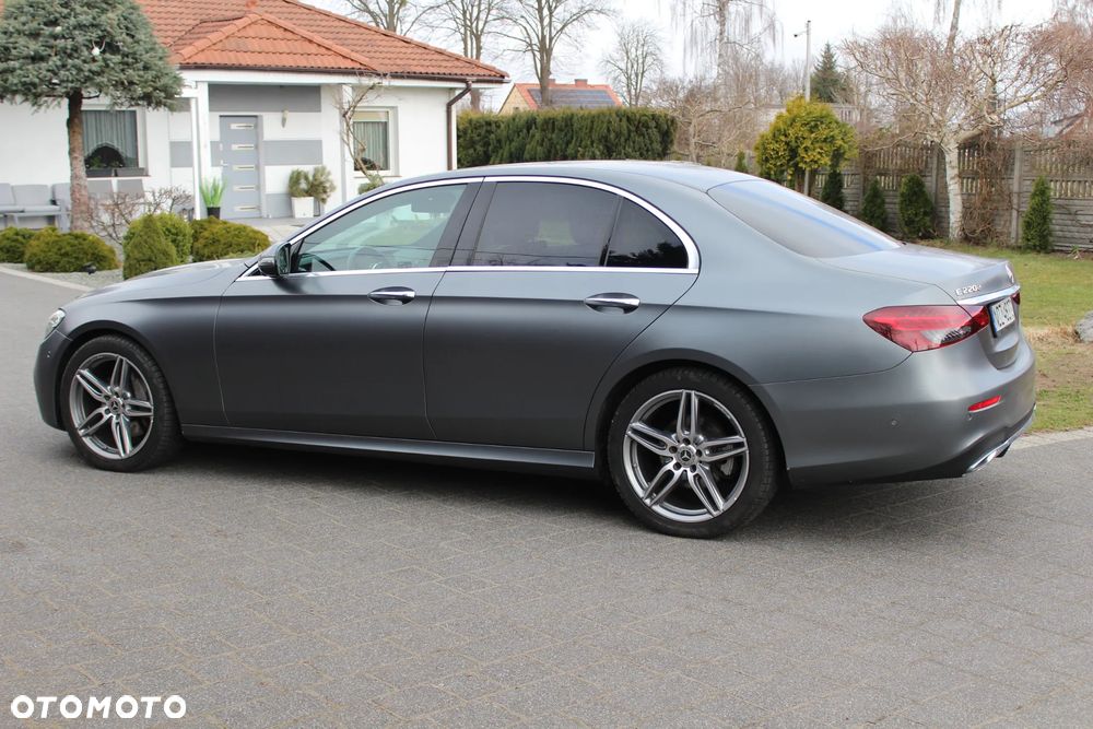 Mercedes-Benz Klasa E 220 d 4-Matic AMG/Avantgarde - 5