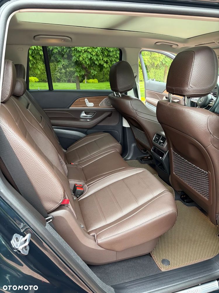 Mercedes-Benz GLS - 11