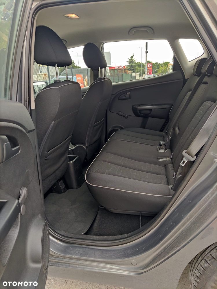Kia Venga 1.4 Business Line - 15