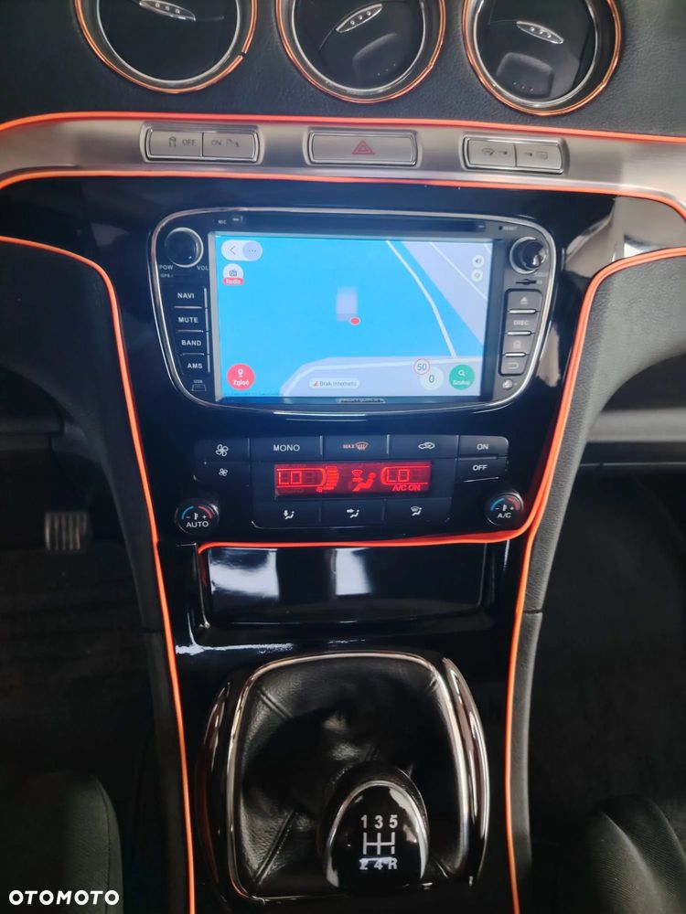 Ford S-Max - 23