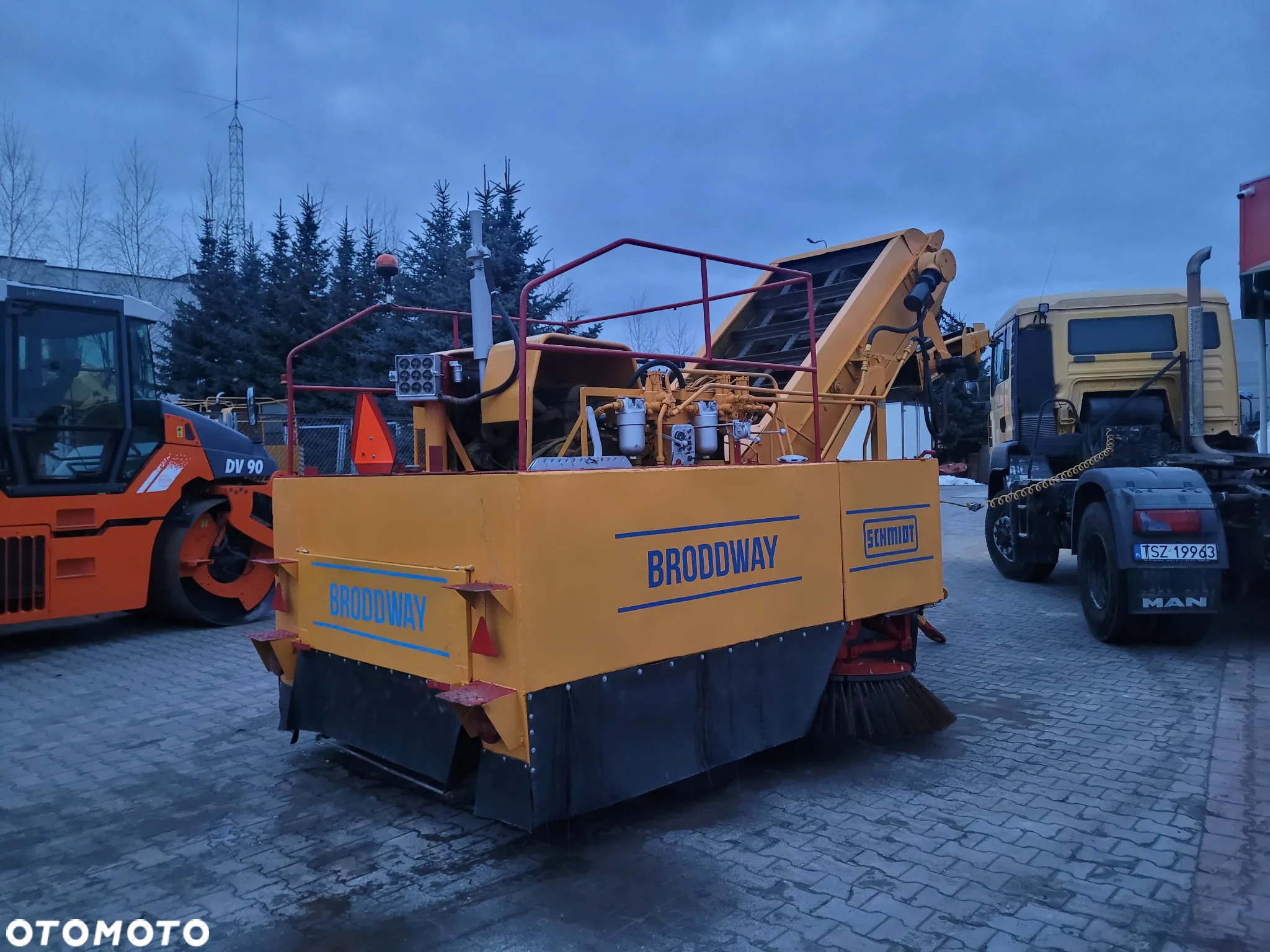 Inny SCHMIDT BRODDWAY HD - 5