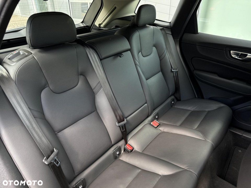 Volvo XC 60 - 13