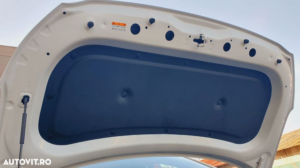 Hyundai IONIQ 120CP Exclusive - 21