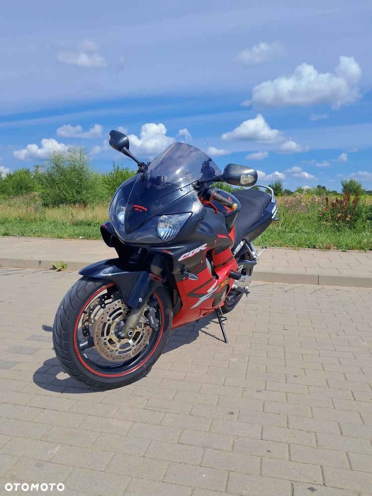 Honda CBR - 4