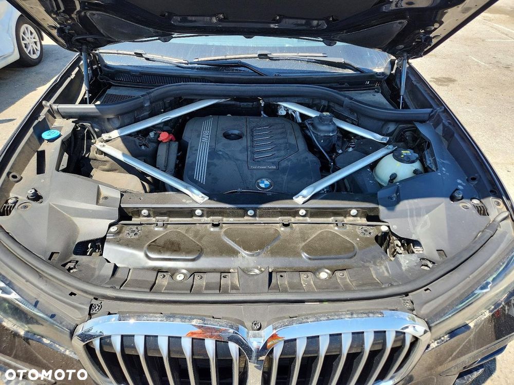 BMW X7 xDrive40i mHEV - 11