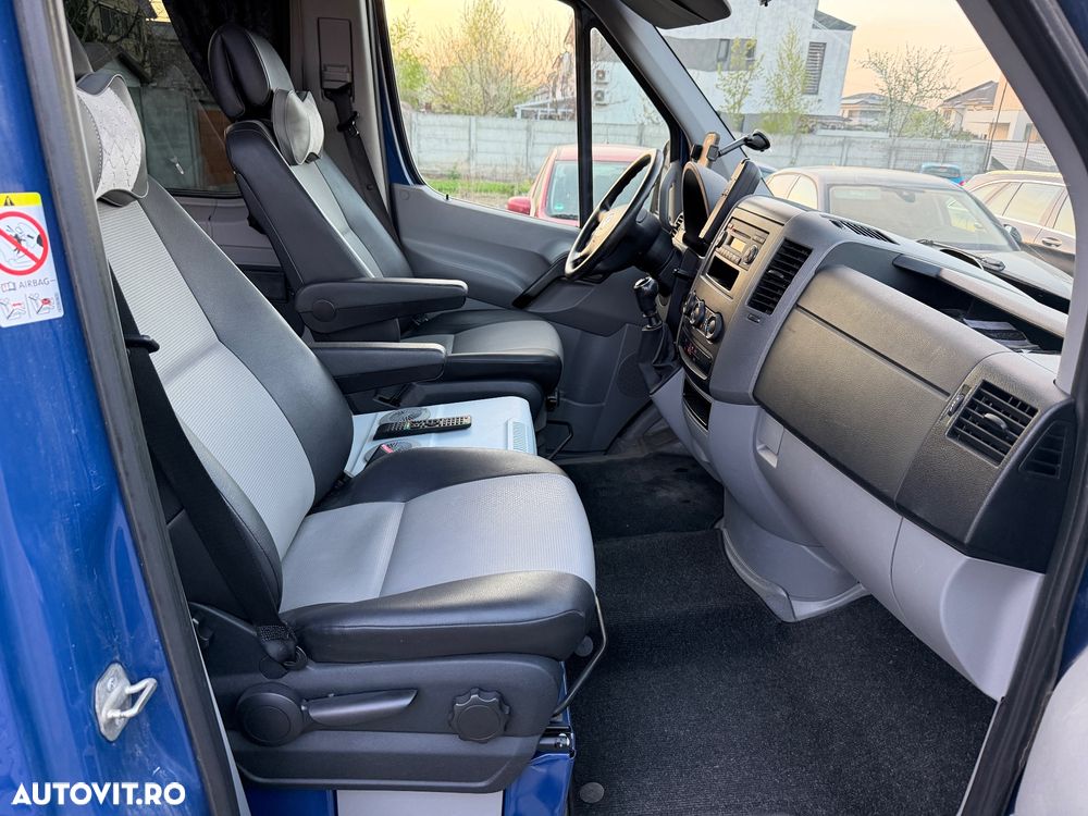 Volkswagen Crafter - 13