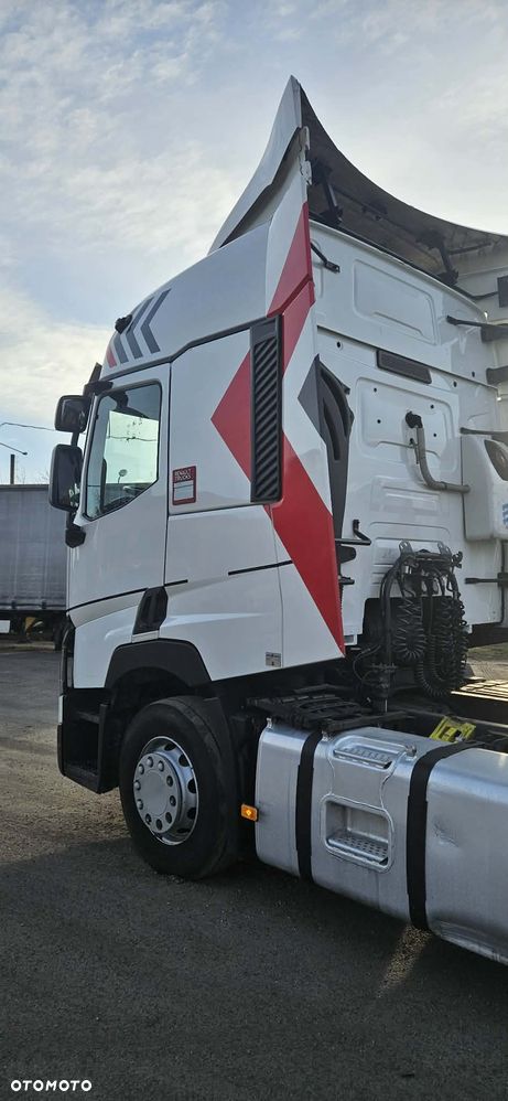 Renault Gama T-460 - 13