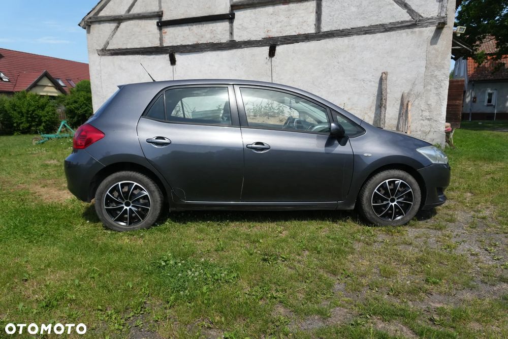 Toyota Auris 1.6 VVT-i Sol - 18