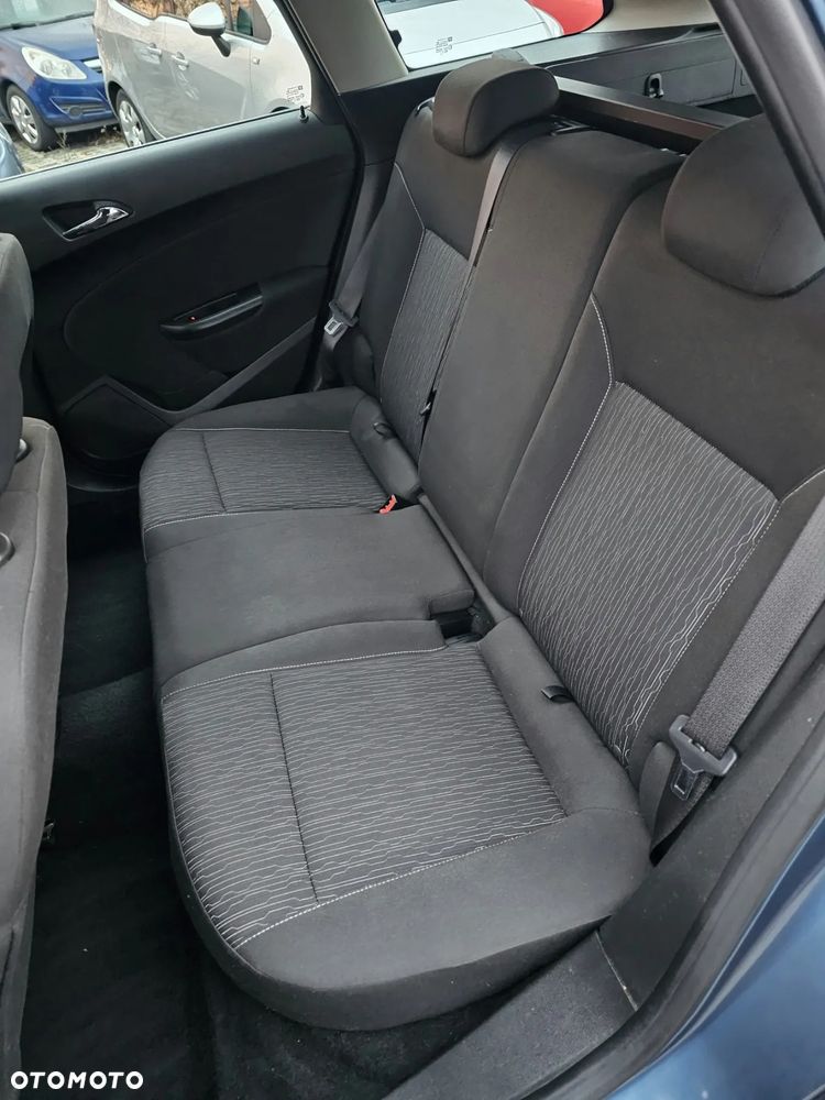 Opel Astra 1.4 Turbo - 22