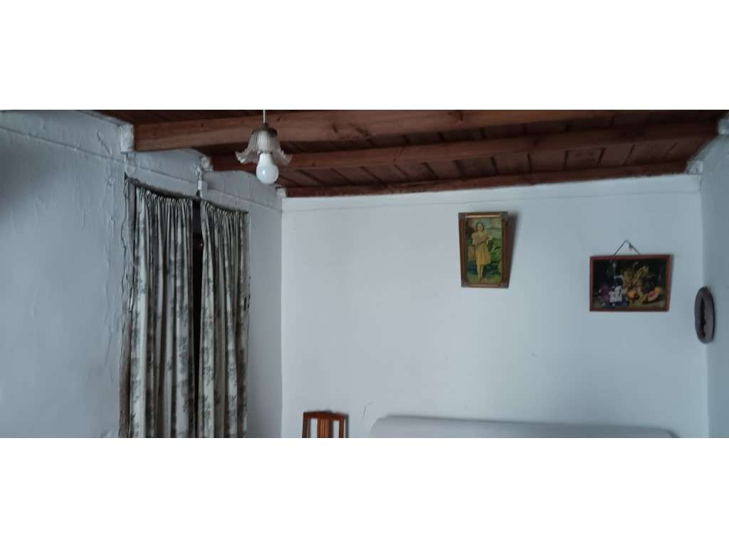 Moradia T2 com Potencial de Recuperação | Penhascoso, Mação - Grande imagem: 2/10