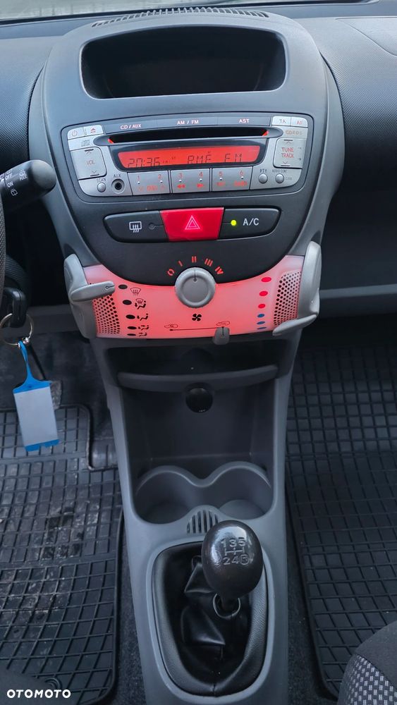 Toyota Aygo Cool - 33