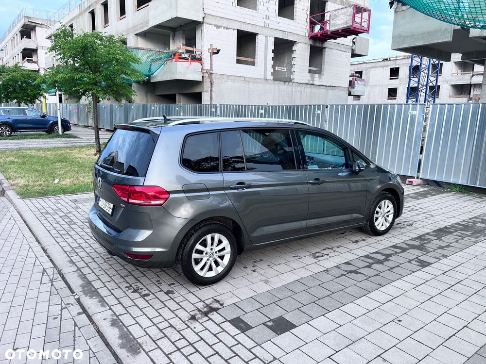 Volkswagen Touran 1.6 TDI SCR (BlueMotion Technology) DSG Comfortline - 3