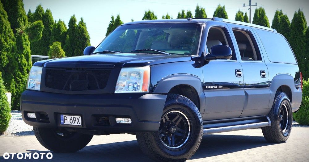 Cadillac Escalade - 2