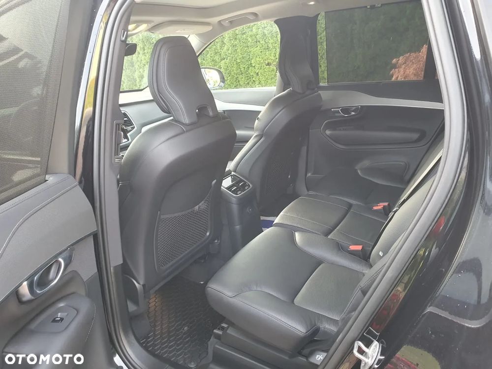 Volvo XC 90 - 23