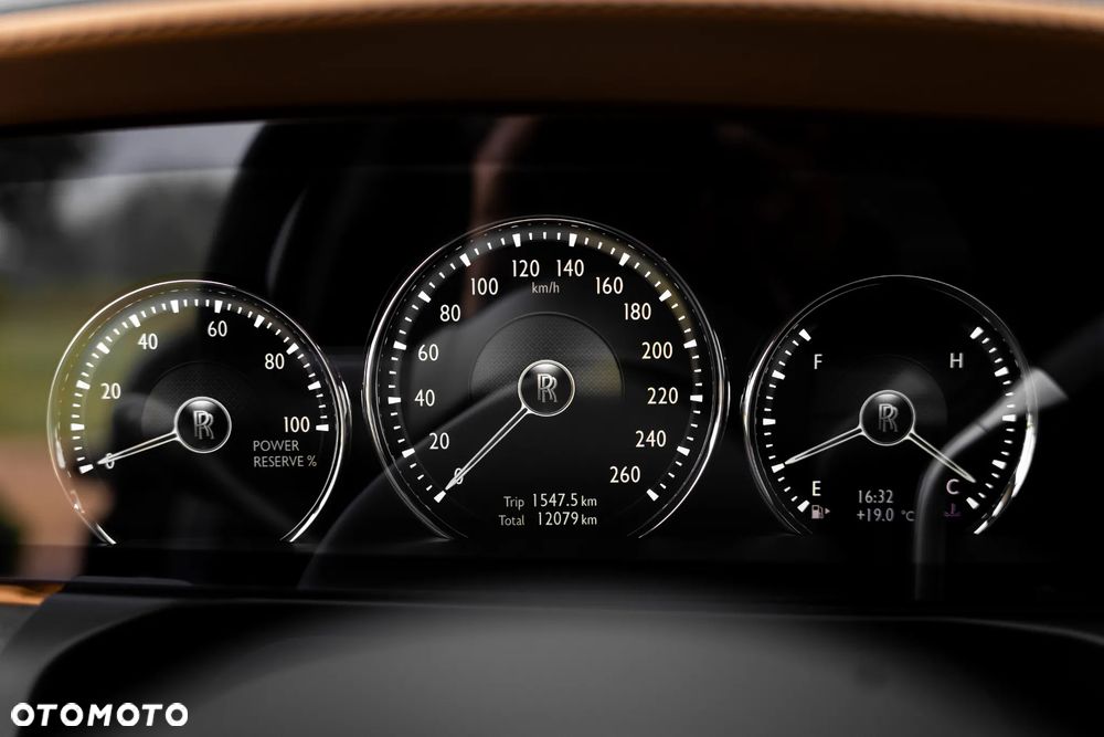 Rolls-Royce Ghost Standard - 38