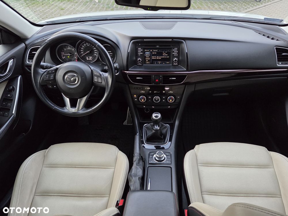 Mazda 6 - 8