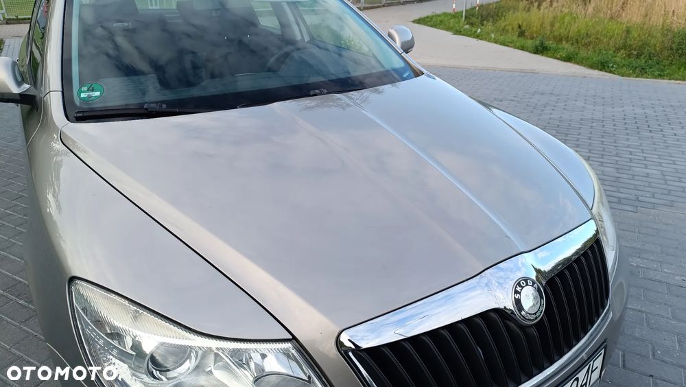 Skoda Octavia 1.6 Ambition - 11