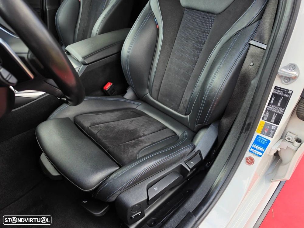 BMW 330 e Pack M Auto - 13