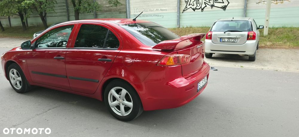 Mitsubishi Lancer 1.5 Invite - 6