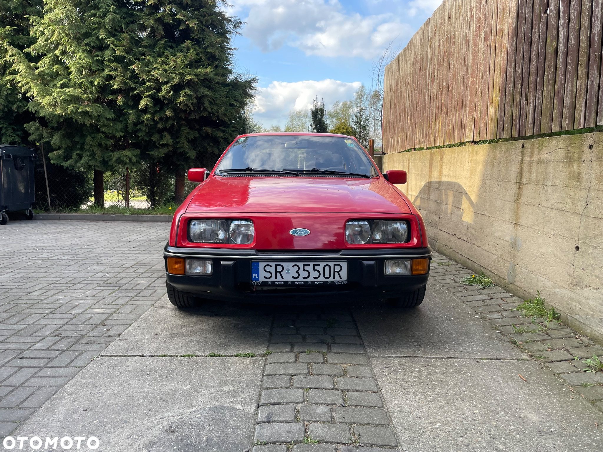 Ford Sierra 2.0 iS - 11