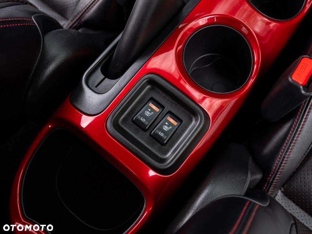 Nissan Juke 1.6 DIG-T ALL-MODE 4x4i Xtronic Acenta - 26