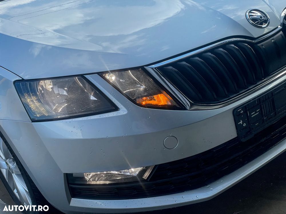 Skoda Octavia 1.6 TDI Style - 4
