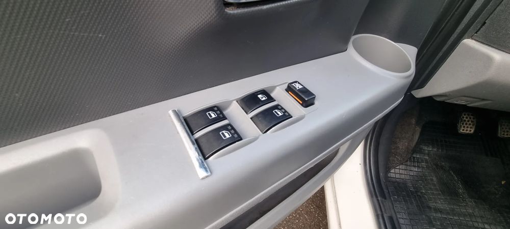 Daihatsu Sirion 1.3 CooLine - 28