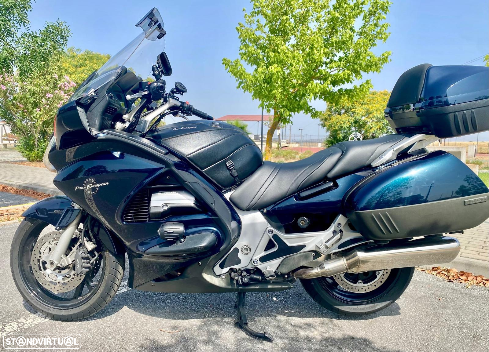 Honda Pan European ST1300A - 2