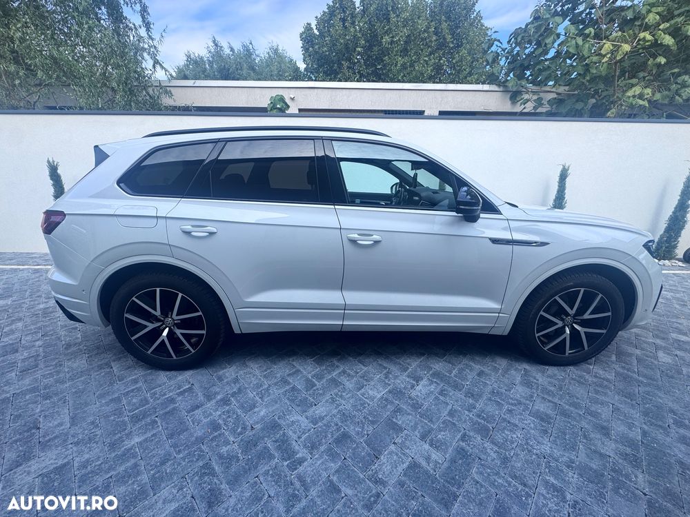 Volkswagen Touareg V6 TDI 4MOTION R-Line - 17