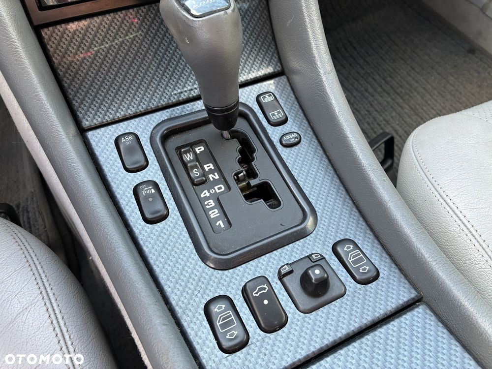 Mercedes-Benz CLK - 8