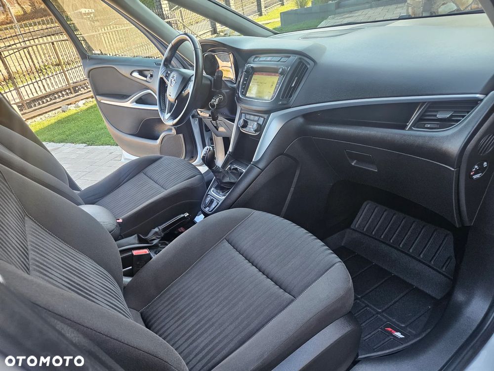 Opel Zafira 1.4 Turbo Edition - 32