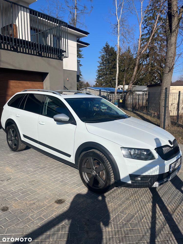 Skoda Octavia 2.0 TDI 4x4 DSG Scout - 13